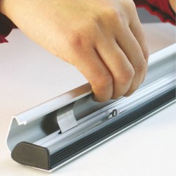 Aluminijast "snap" profil na gumo - 32 mm