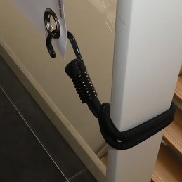 NAPENJALEC Z DVOJNO KLJUKICO - 25 CM - ČRN