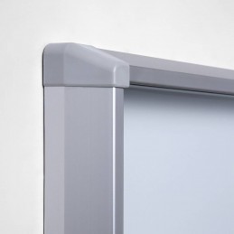 Oglasna deska z magnetno tablo - Srebrna - drsna vrata -  1160 x 675 mm (10 x A4)