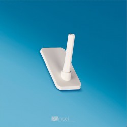 Samolepilni nagnjen nosilec za zastavice