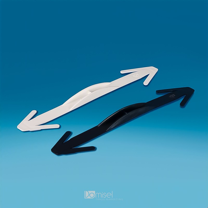 Plastična ročka v obliki puščice